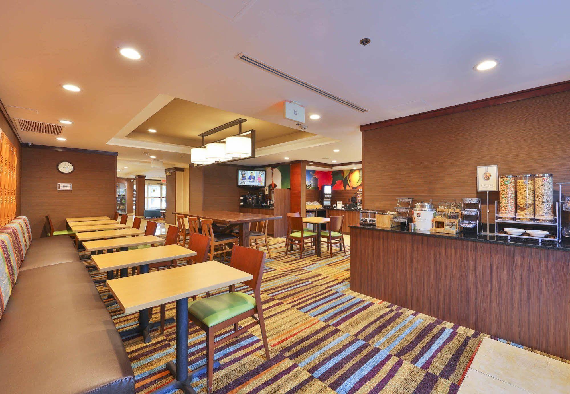 Fairfield Inn By Marriott Lexington Park Patuxent River Naval Air Station Exteriör bild